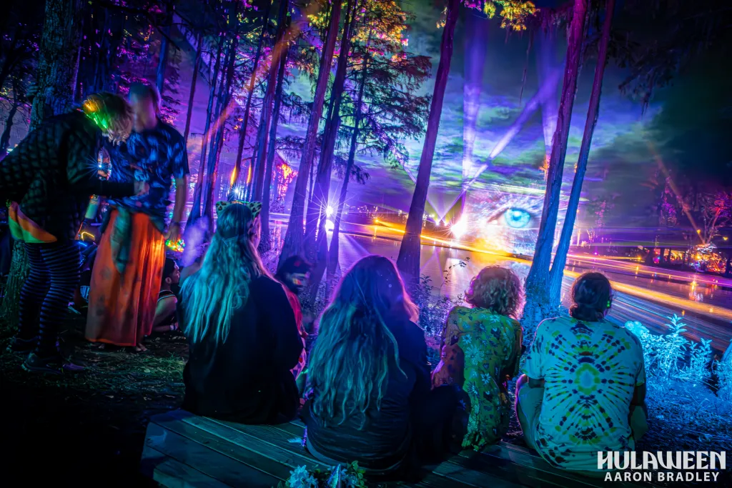 Sự kiện Hulaween – Sồi Sống