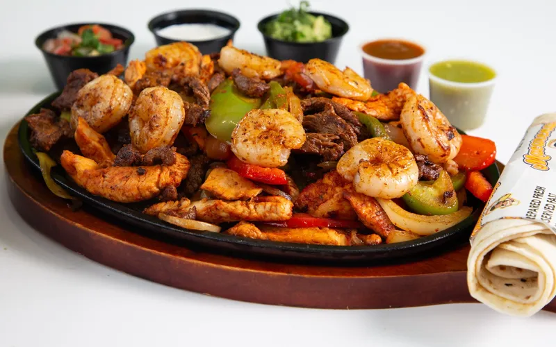 Thưởng thức những món ăn địa phương ngon nhất